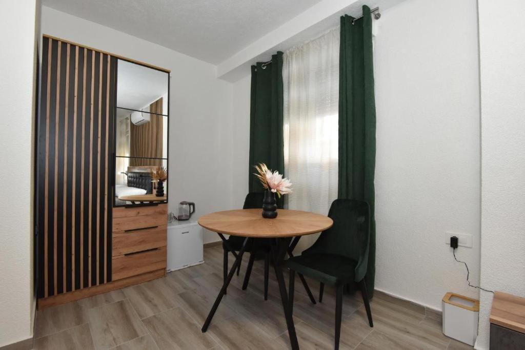 Jeta Studio & Rooms ซาดาร์ ภายนอก รูปภาพ